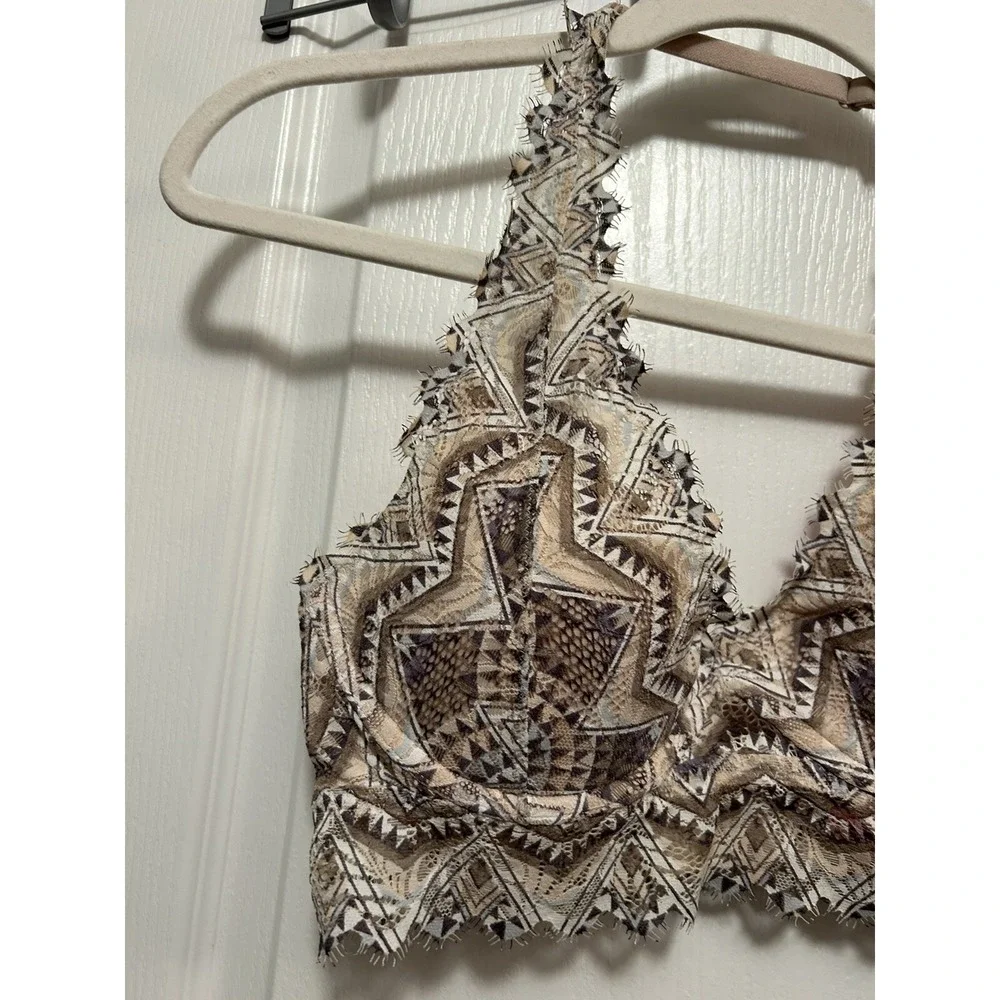 Victoria's Secret Pink lace bralette lightly lined Womens S Aztec halter bra EUC
